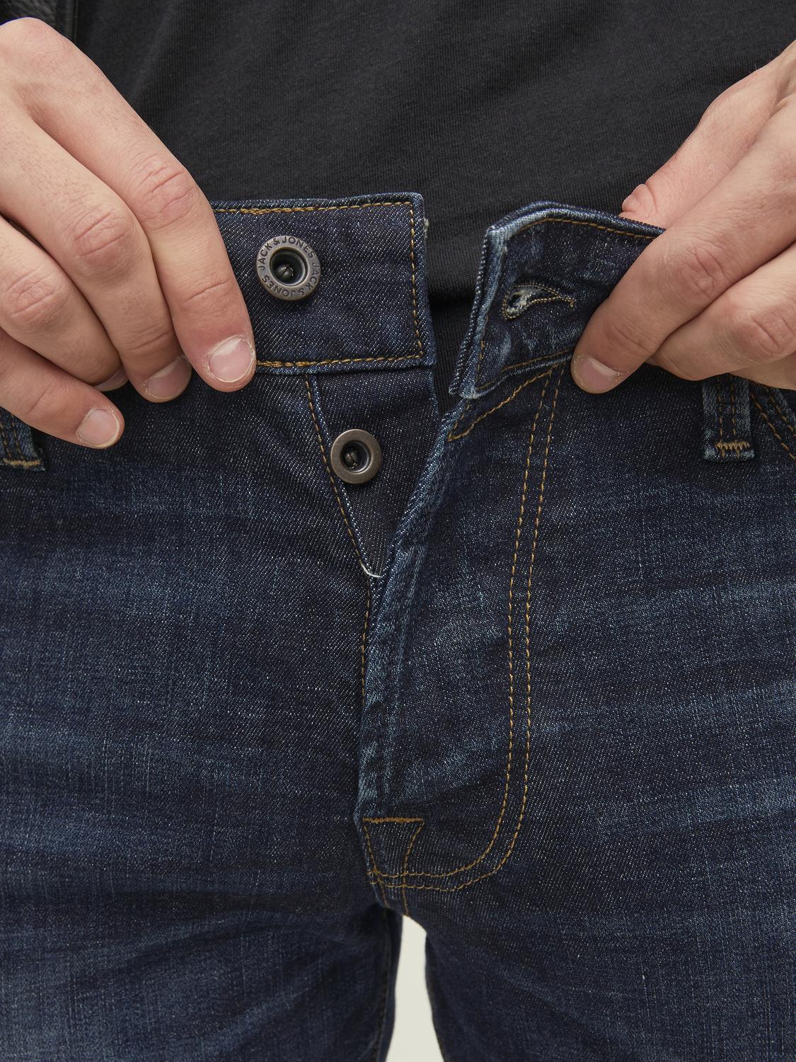 model_shot-detail